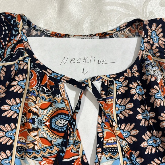 NWOT ANGASHIOM top size M. - Picture 7 of 7